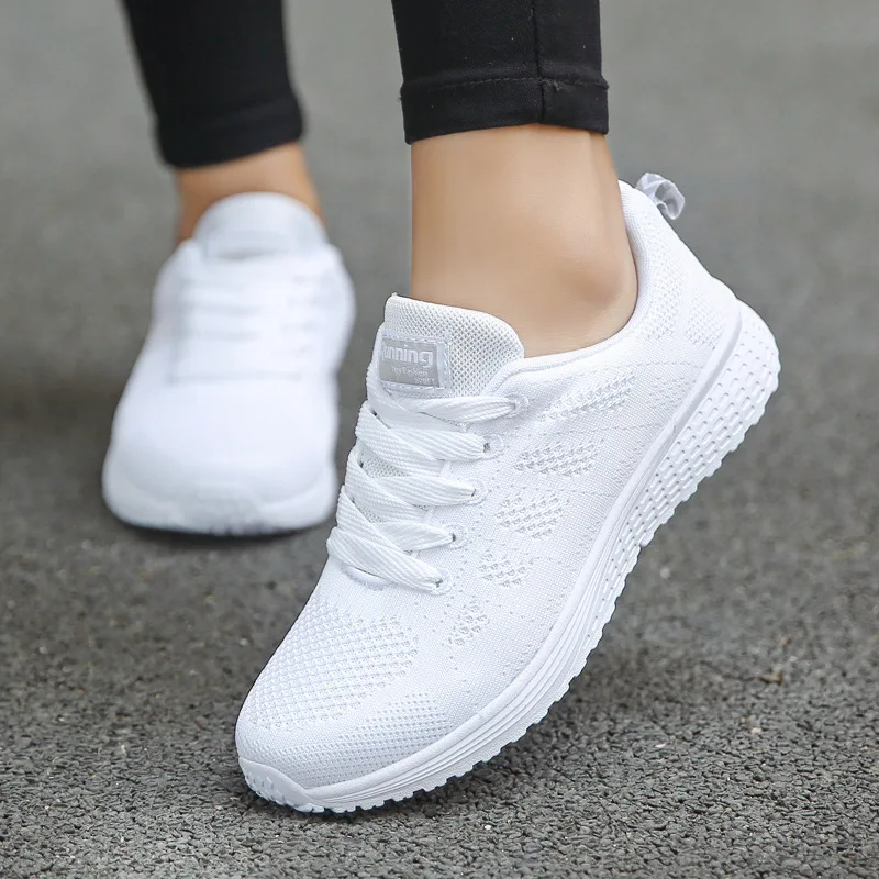 Women's Lightweight Mesh Walking Shoes