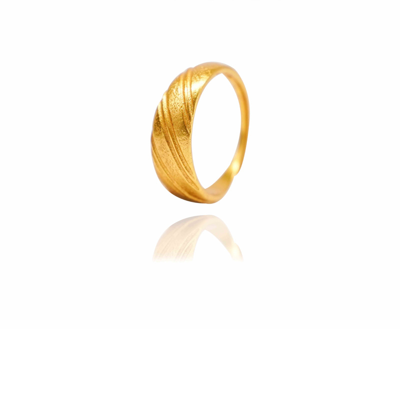 24k Gold Jewelry,Gold-Tone Croissant Band Ring - Image 2